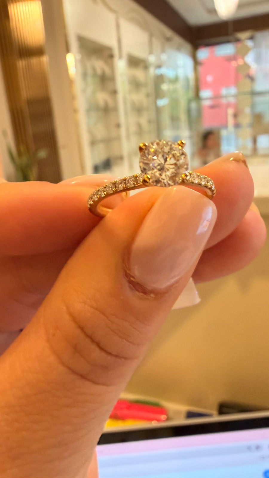 ANILLO DIAMANTES COMPROMISO 18K
